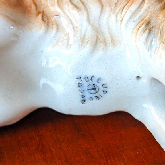 Vintage Occupied Japan Porcelain Akita Dog Figuring - Mint Condition Collectible - Picture 3 of 6